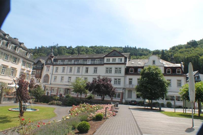 Kurhotel Quellenhof Бад-Бертрих Экстерьер фото